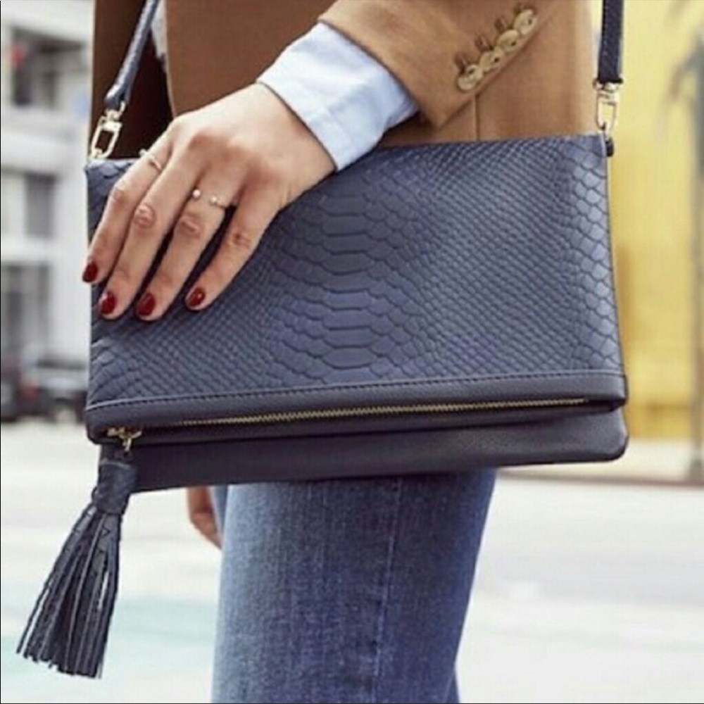 GiGi New York navy fold over clutch - New without tags